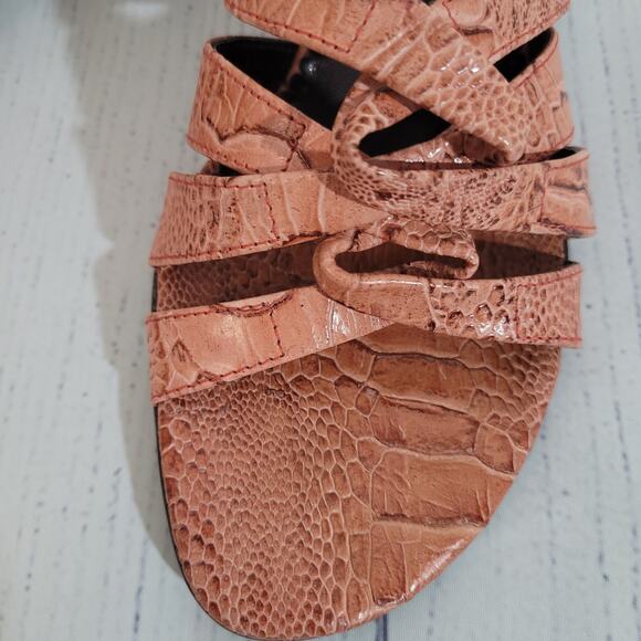 Franco Sarto	Size	8m	Salmon Leather Gator Pattern Crisscross Slide Heels - Picture 5 of 11